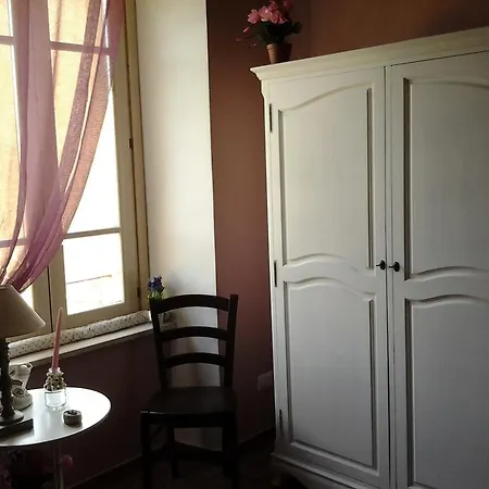 La Maison Des Fleurs Holiday home *